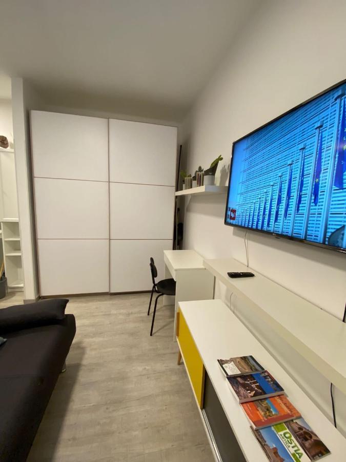 Ferienwohnung Monolocale Nel Corso Lido di Ostia Exterior foto