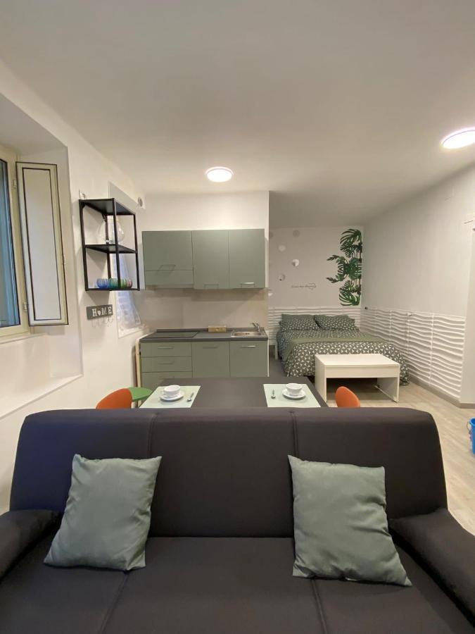 Ferienwohnung Monolocale Nel Corso Lido di Ostia Exterior foto